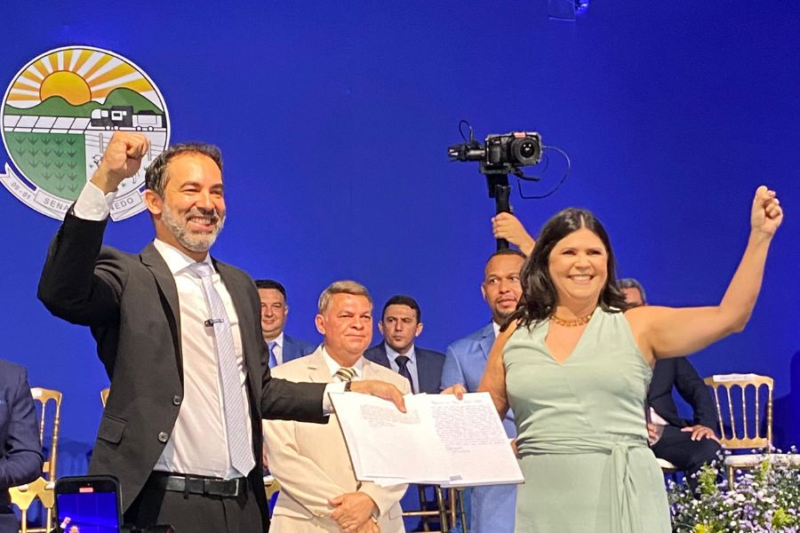 Fernando Pellozo toma posse para segundo mandato em Senador Canedo, anuncia novos secretários e destaca obras e prioridades nas áreas de educação, saúde e saneamento básico