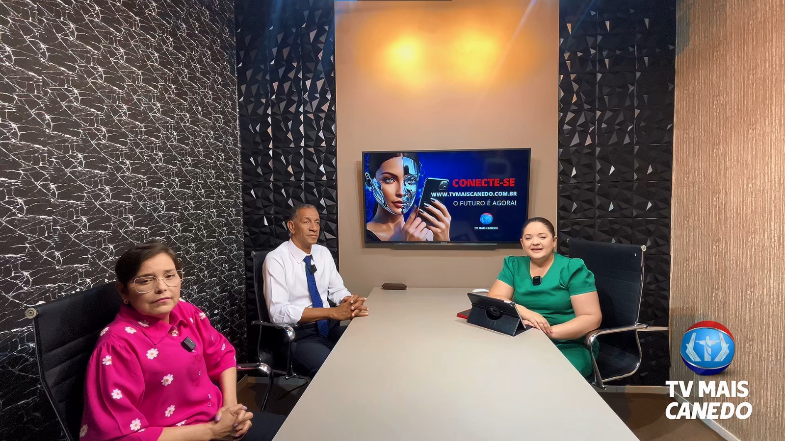 Deputado Ricardo Quirino e Vereadora Tia Fernanda Destacam Importância da Descentralização do Poder Público