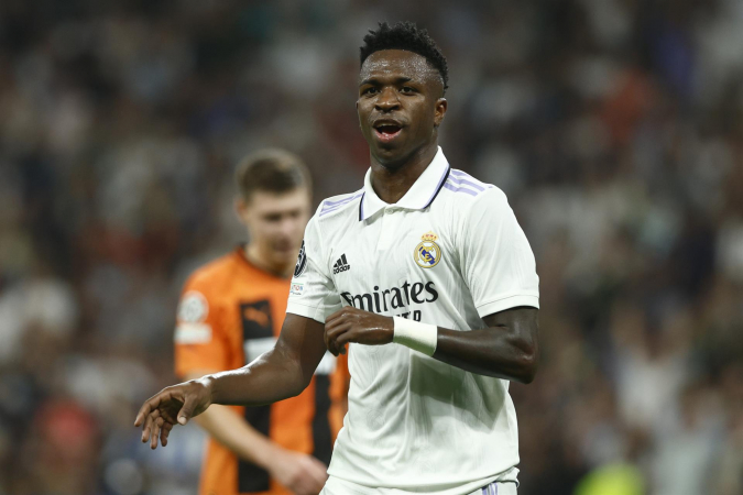 Vini Jr. é alvo de racismo antes de partida pela Copa do Rei
