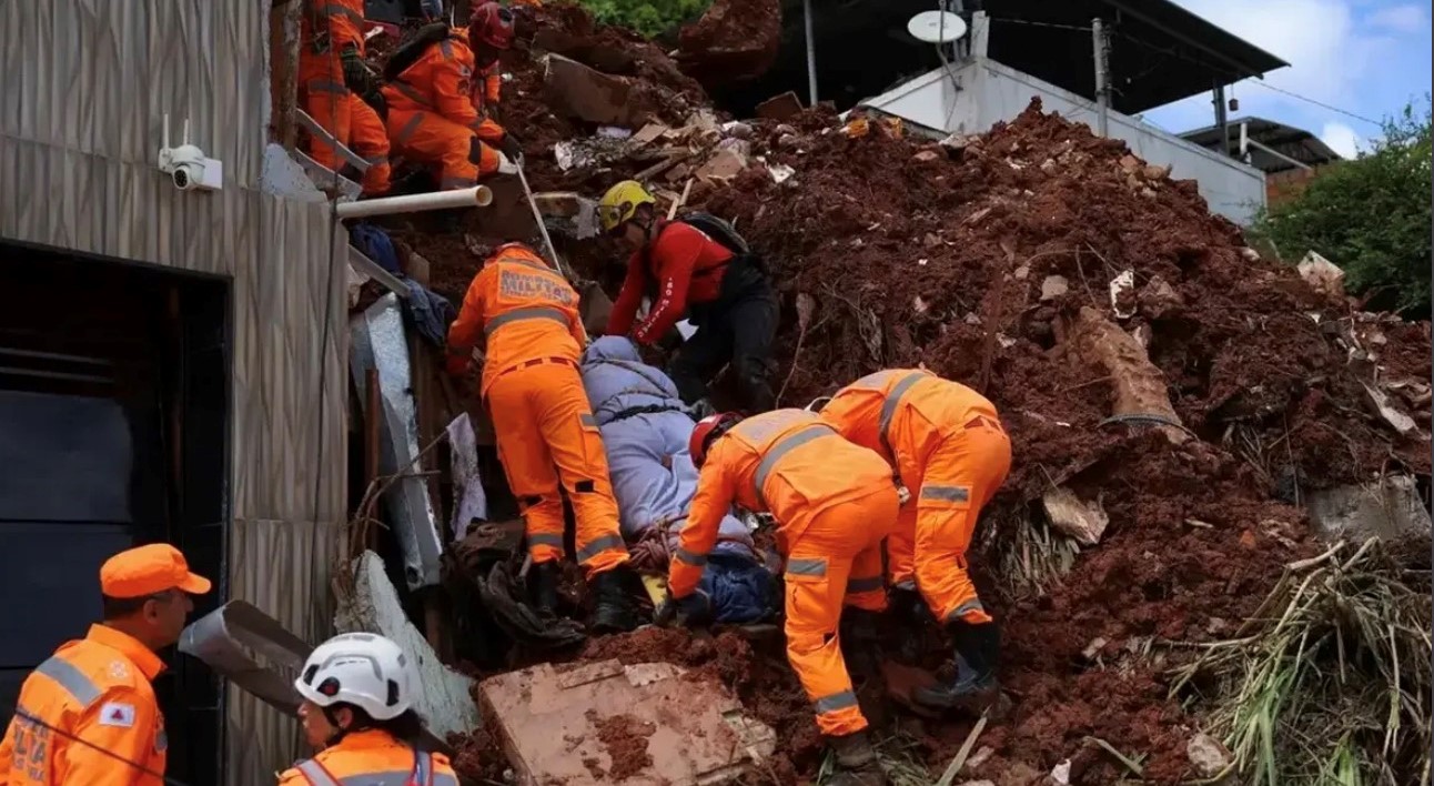 Fortes chuvas na Zona da Mata mineira deixam 49 mortos, dezenas desaparecidos e milhares desabrigados