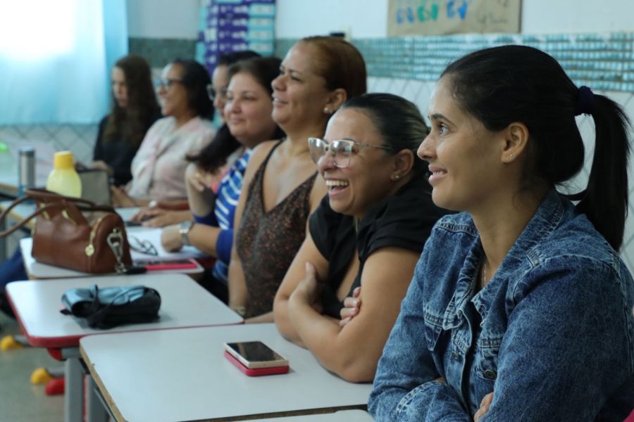 Senaprev leva orientação sobre aposentadoria em ação itinerante em Senador Canedo