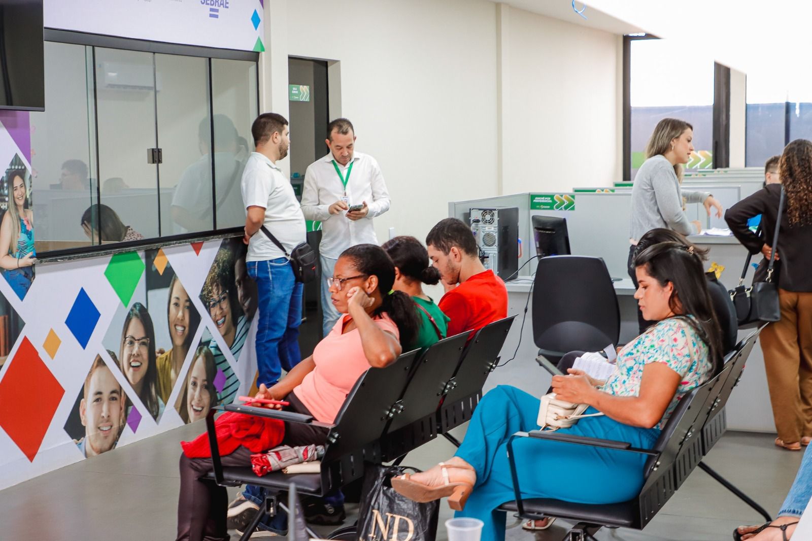 SEMTRAE encaminha mais de 750 pessoas ao mercado de trabalho em março
