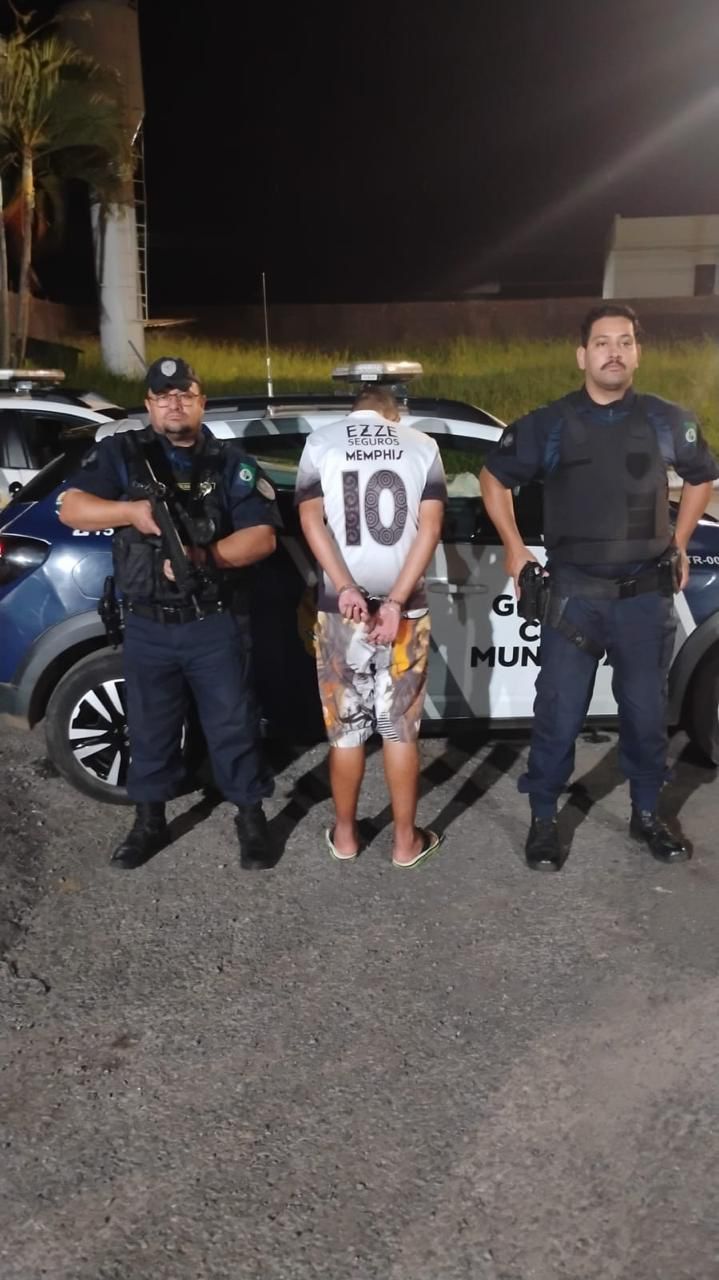 GCM conduz suspeito de lesão corporal à delegacia