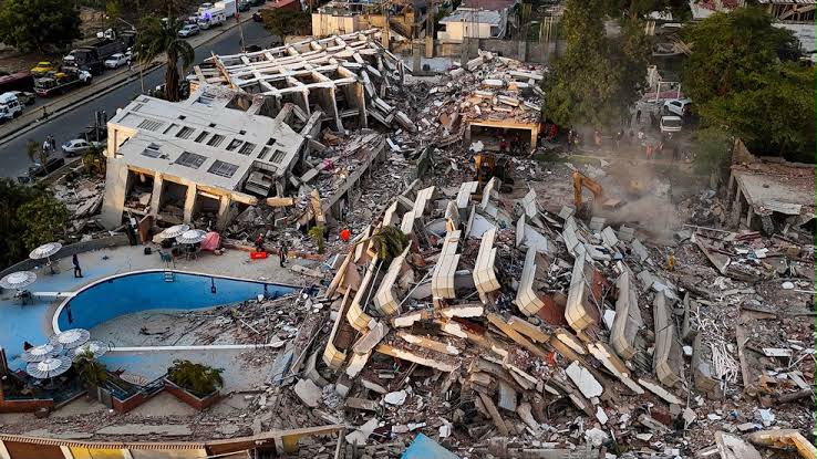 Número de mortos em terremotos na Venezuela sobe para 1.943 e milhares desaparecidos