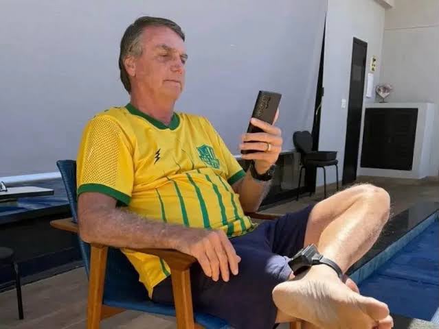 Moraes mantém prisão domiciliar humanitária de Bolsonaro após fim do prazo inicial