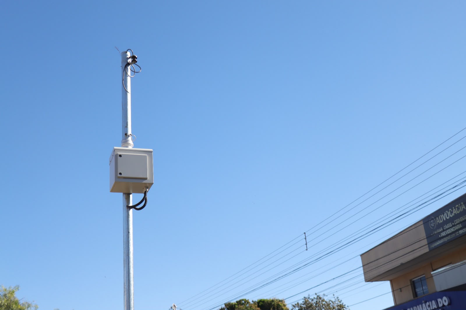 Novas câmeras com inteligência artificial começam a ser instaladas em Senador Canedo