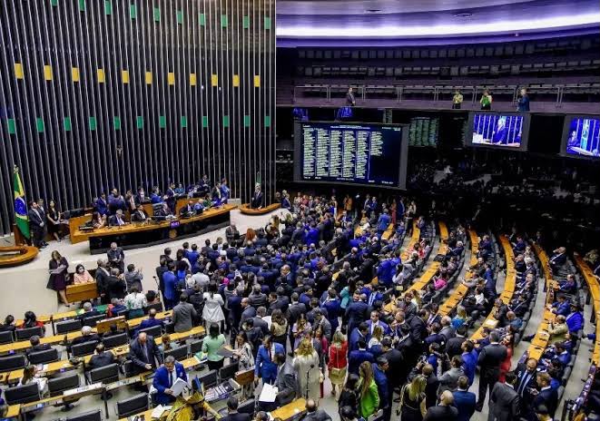 Câmara aprova projeto que reconhece TDAH como deficiência e amplia direitos
