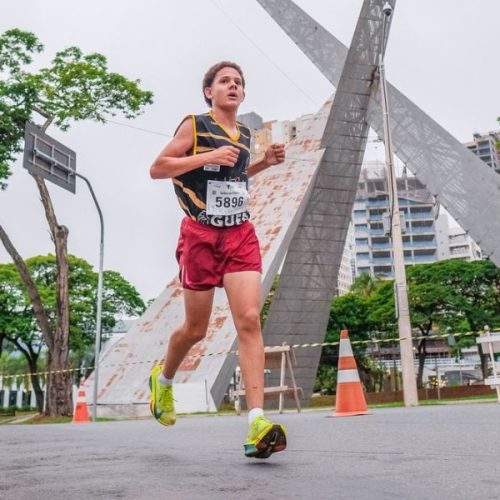 Atleta de Senador Canedo conquista 1º lugar na categoria e 4º geral na 9ª Corrida Sicoob Engecred