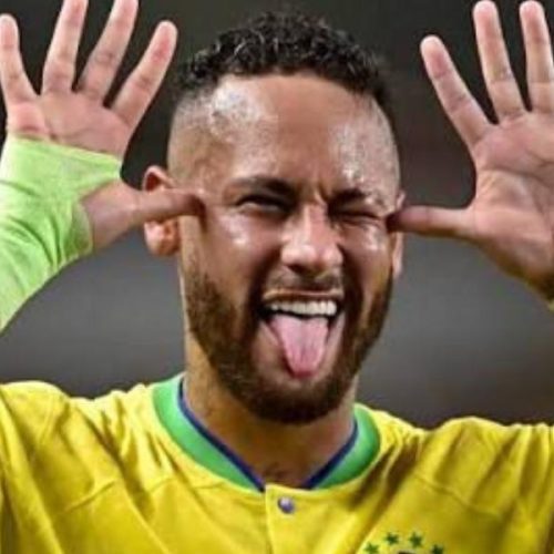 Neymar fica fora do álbum oficial da Copa