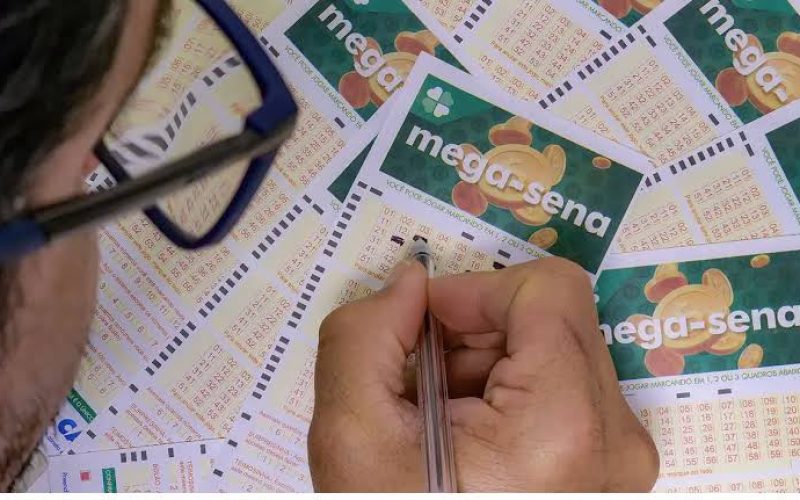 Apostadores de Goiás acertam a quina da Mega-Sena e levam mais de R$ 37 mil cada