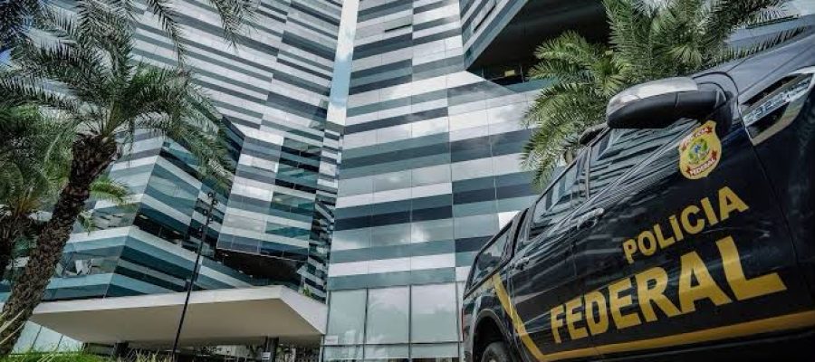 Polícia Federal indicia 48 pessoas por descontos indevidos no INSS