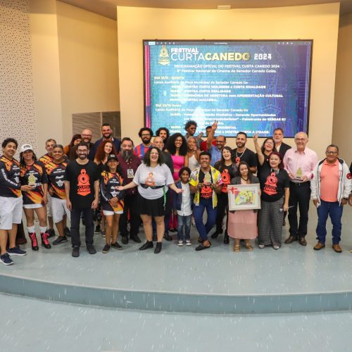 Festival Curta Canedo 2026 promove oficina gratuita de teatro com Hélio Fróes