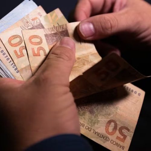 INSS inicia consulta ao 13º salário; primeira parcela será paga a partir de 24 de abril