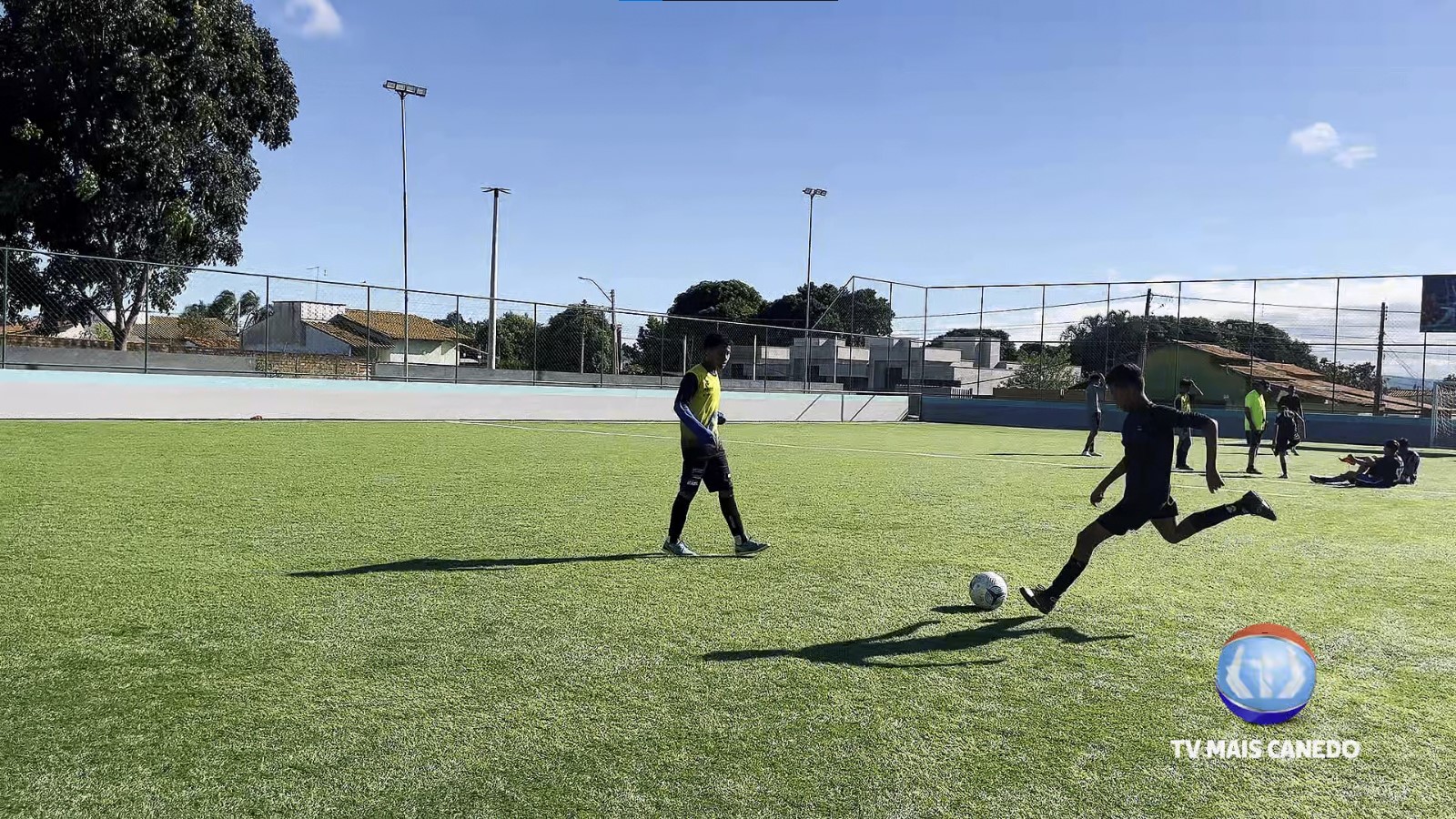 Associação Águia Negra promove inclusão e cidadania com o “Torneio da Madrugada”