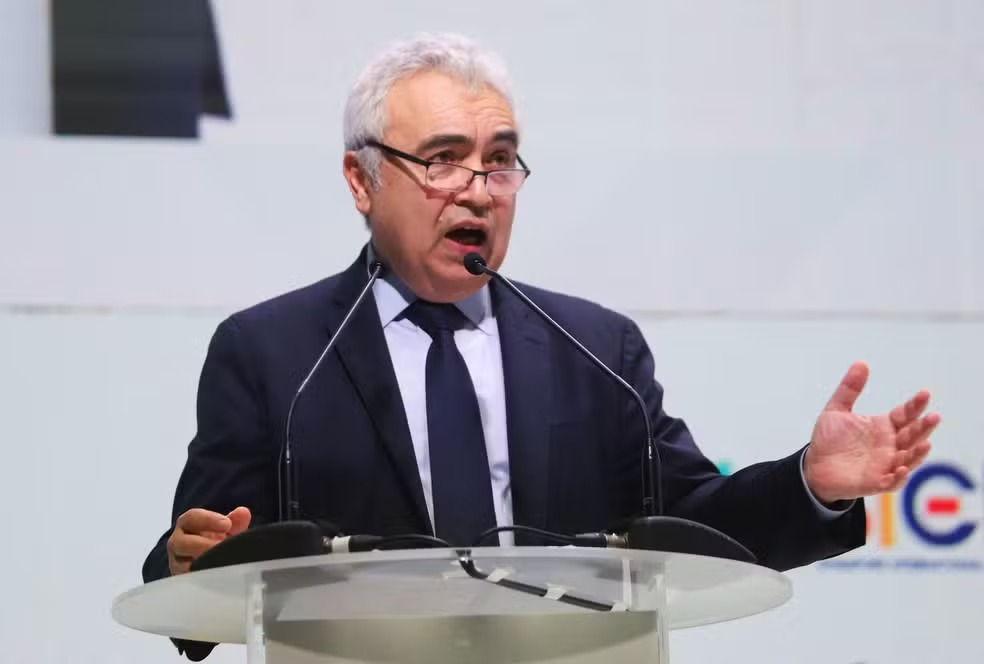 Crise no Estreito de Ormuz eleva preços e acende alerta global sobre energia